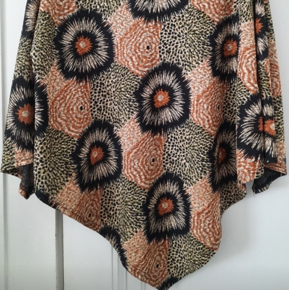 Magic scarf Cape  one size - Picture 3 of 4